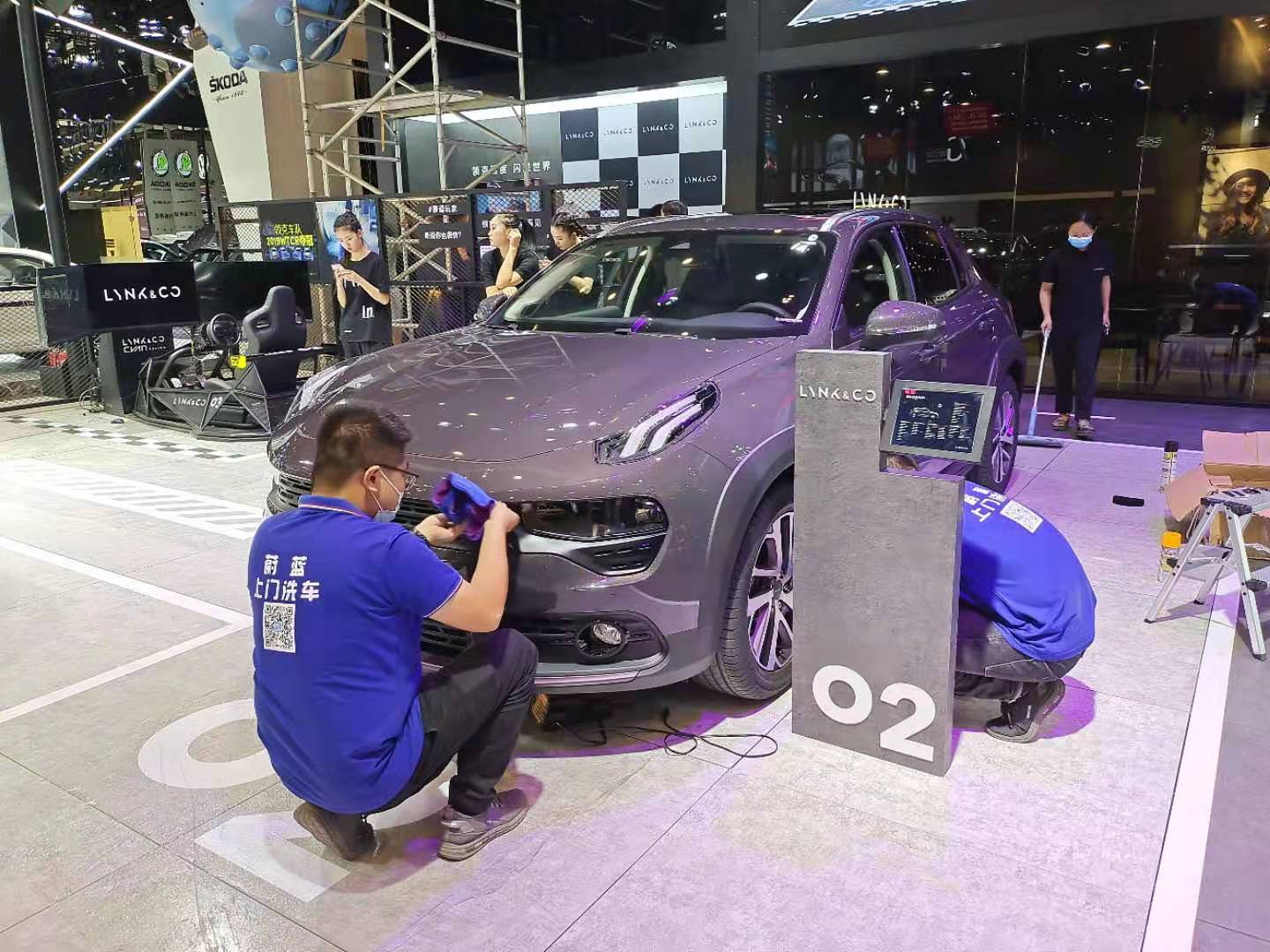 你还在排队洗车？1分钟高效率上门洗车了解一下 